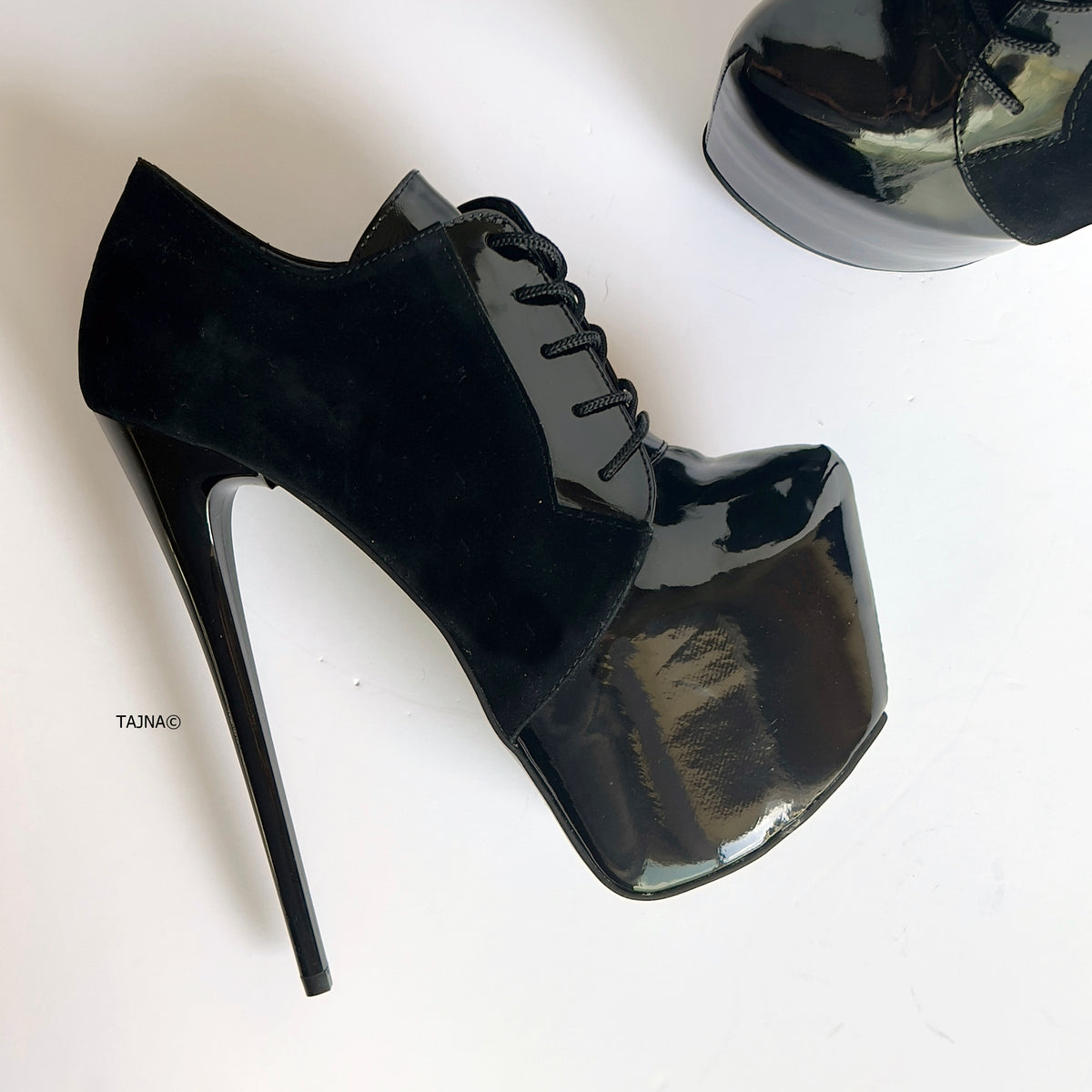 Tajna Club Glossy Black Patent High Heel Pumps