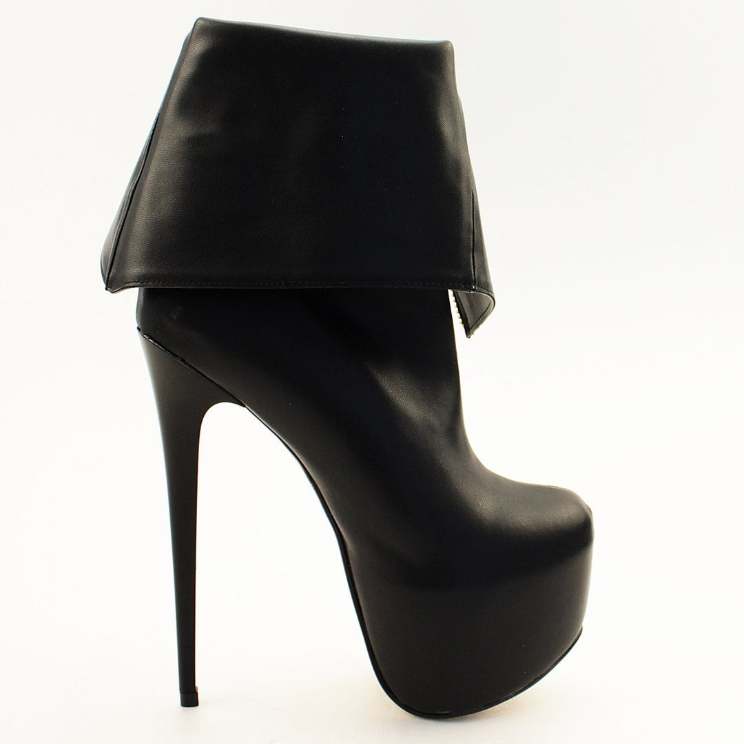 Zipper Detail Black Platform Booties - Tajna Club
