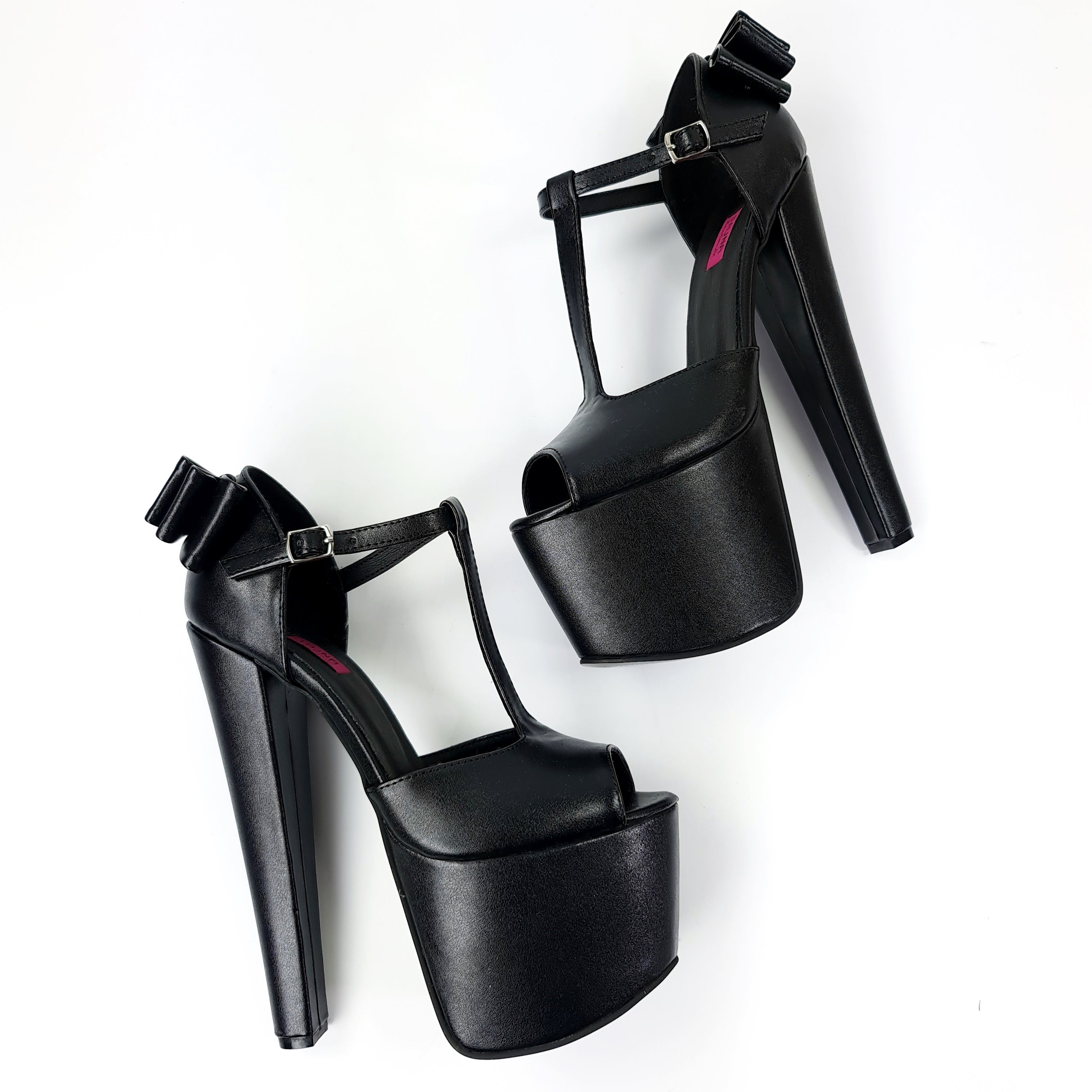 black-high-heel-shoes-tajna-club-ribbon-detail