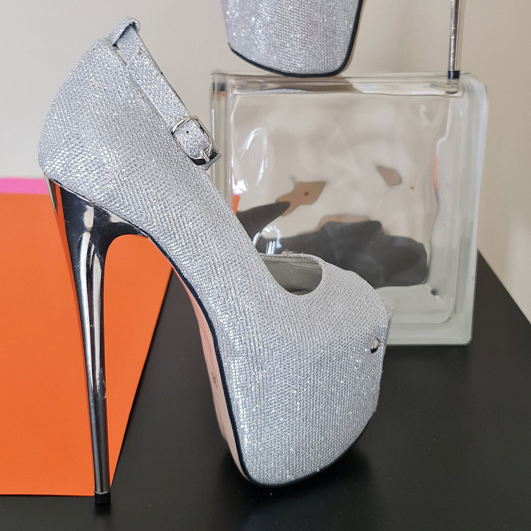 Silver Shimmer Open toen Ankle Strap Heels
