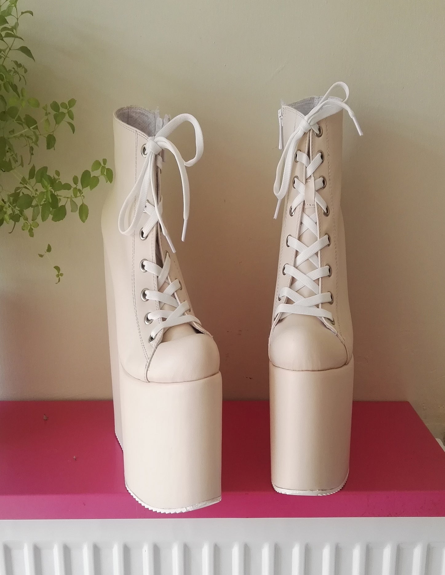 Cream Lace Up Platform Wedges 20 cm - Tajna Club