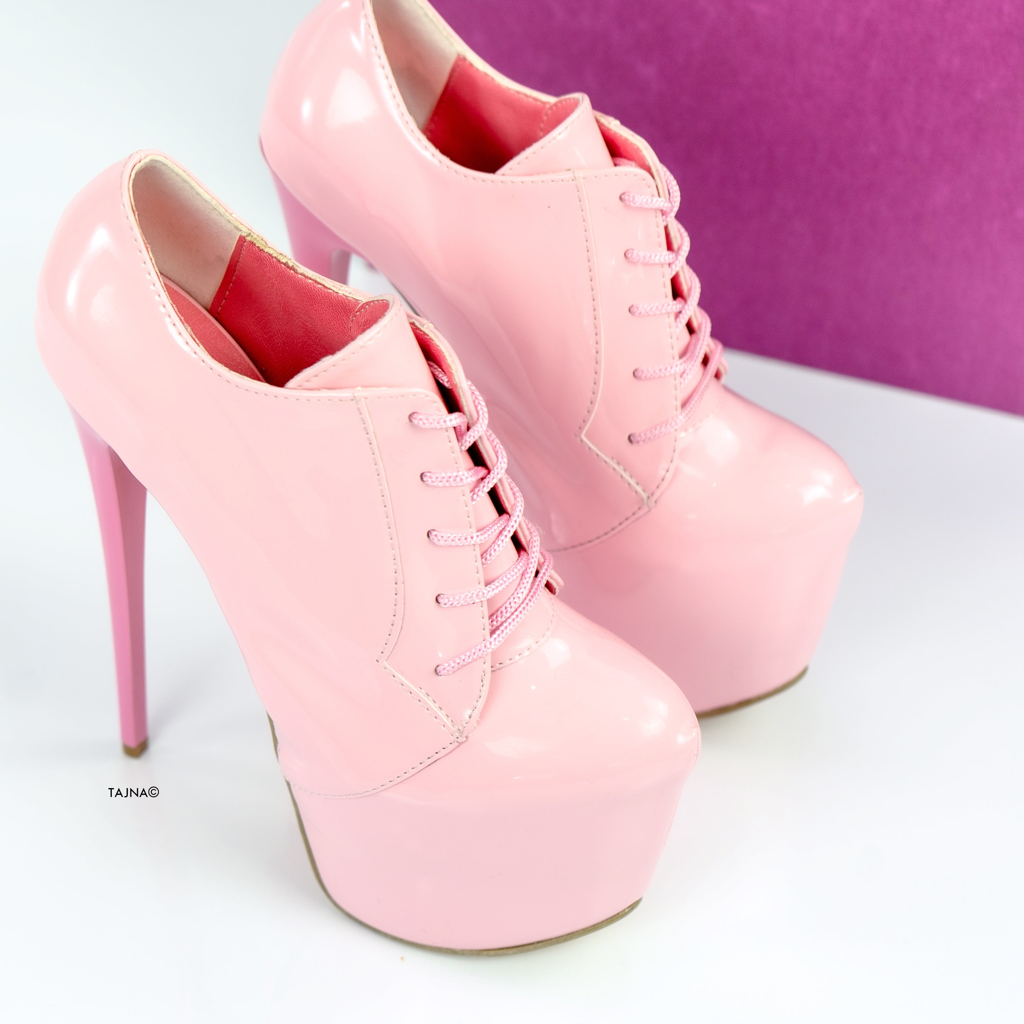 Oxford Light Pink Gloss Ankle Booties - Tajna Club