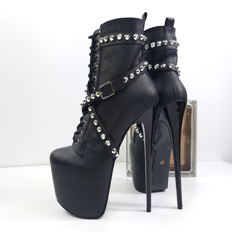 tajna-club-bondage-fetish-high-heel-boots-shoes