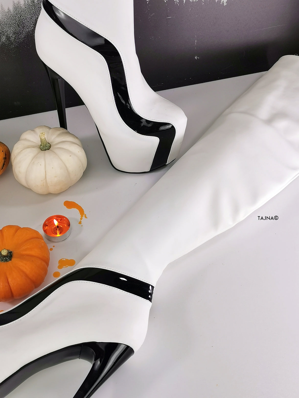 Black Side Detail White Knee High Boots - Tajna Club