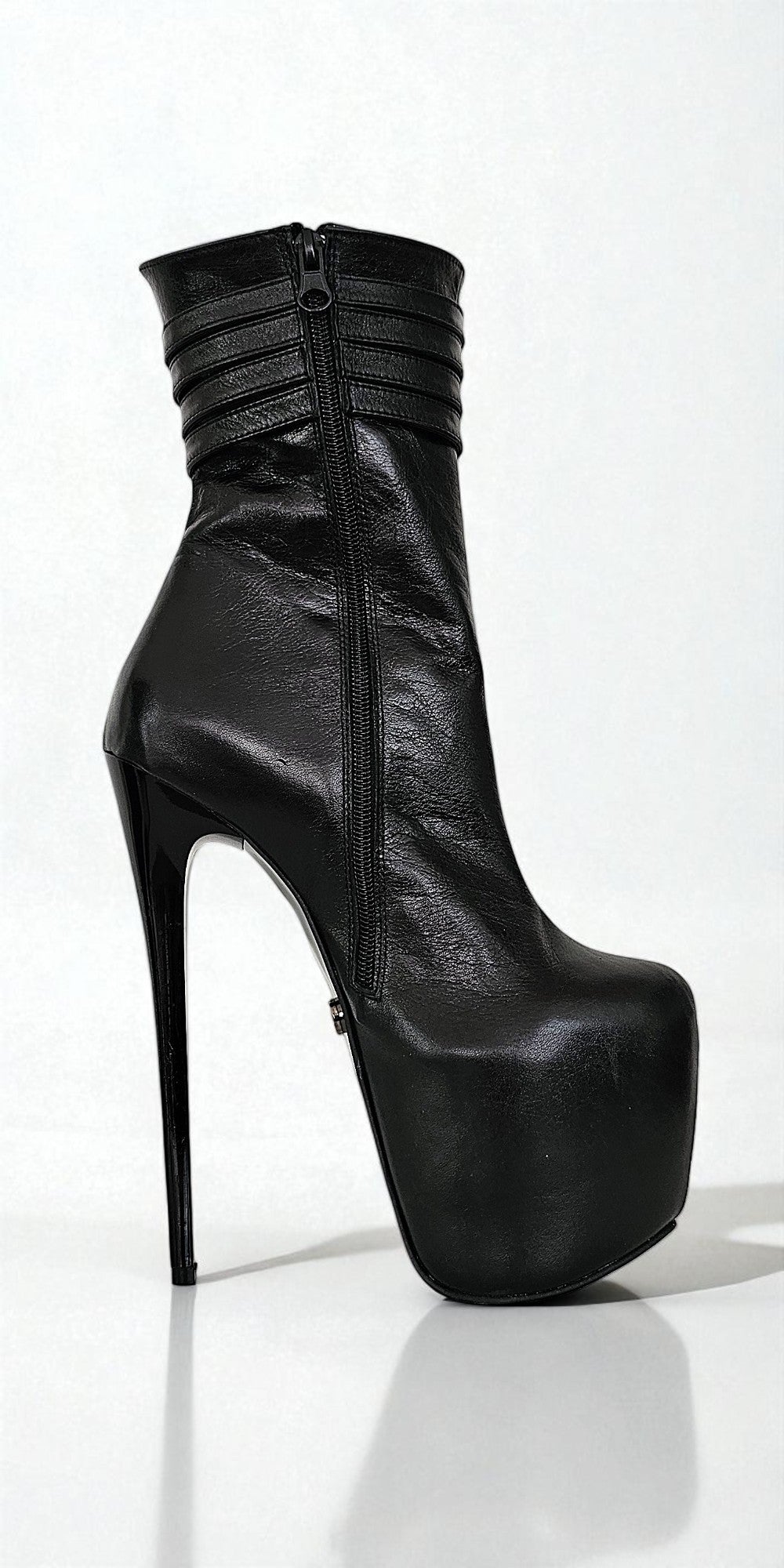 black-leather-high-heel-boots-three-buckled-tajna-club-shoes