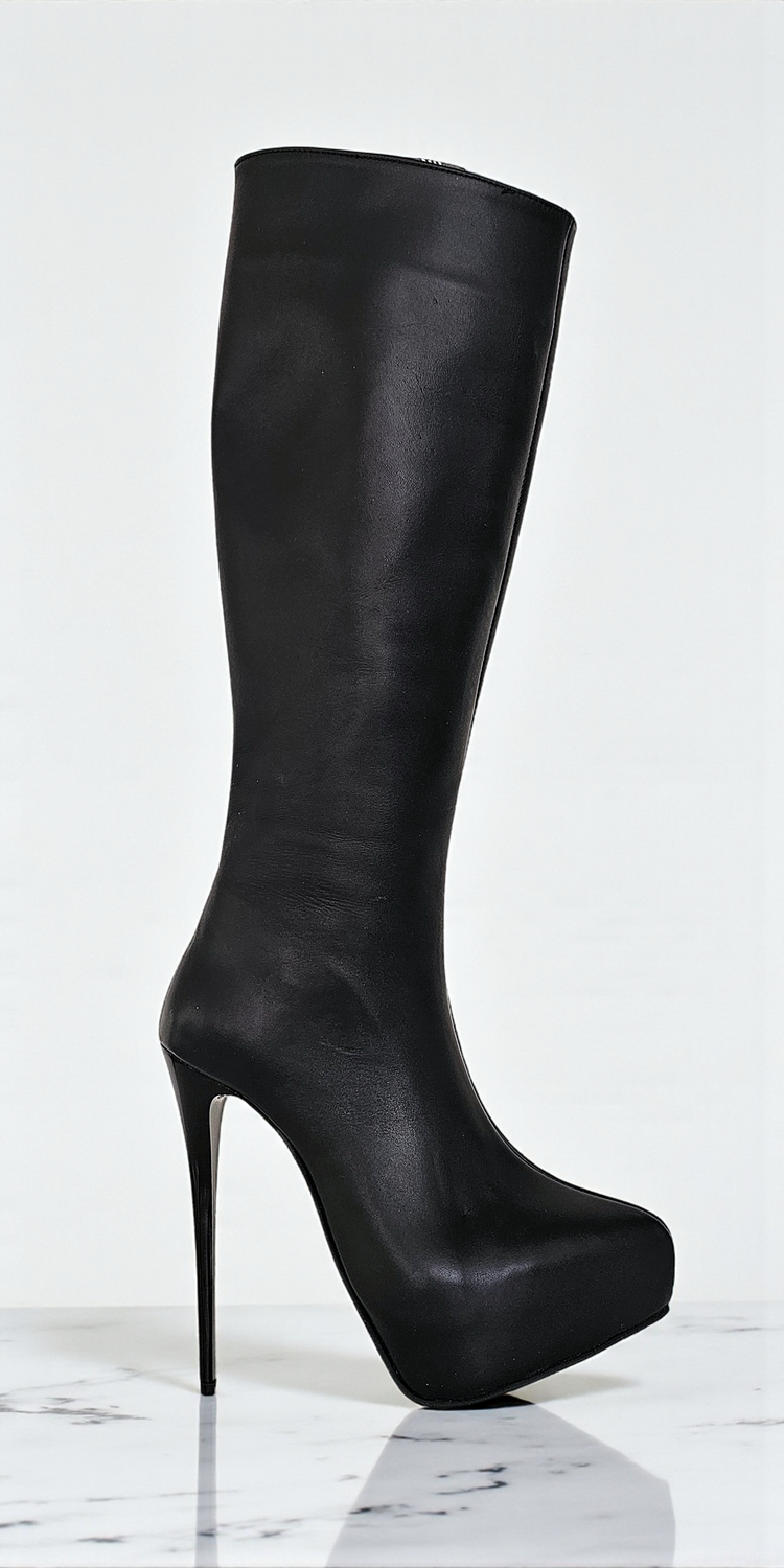 Lock & Load Pointy Toe Platform Leather Boots