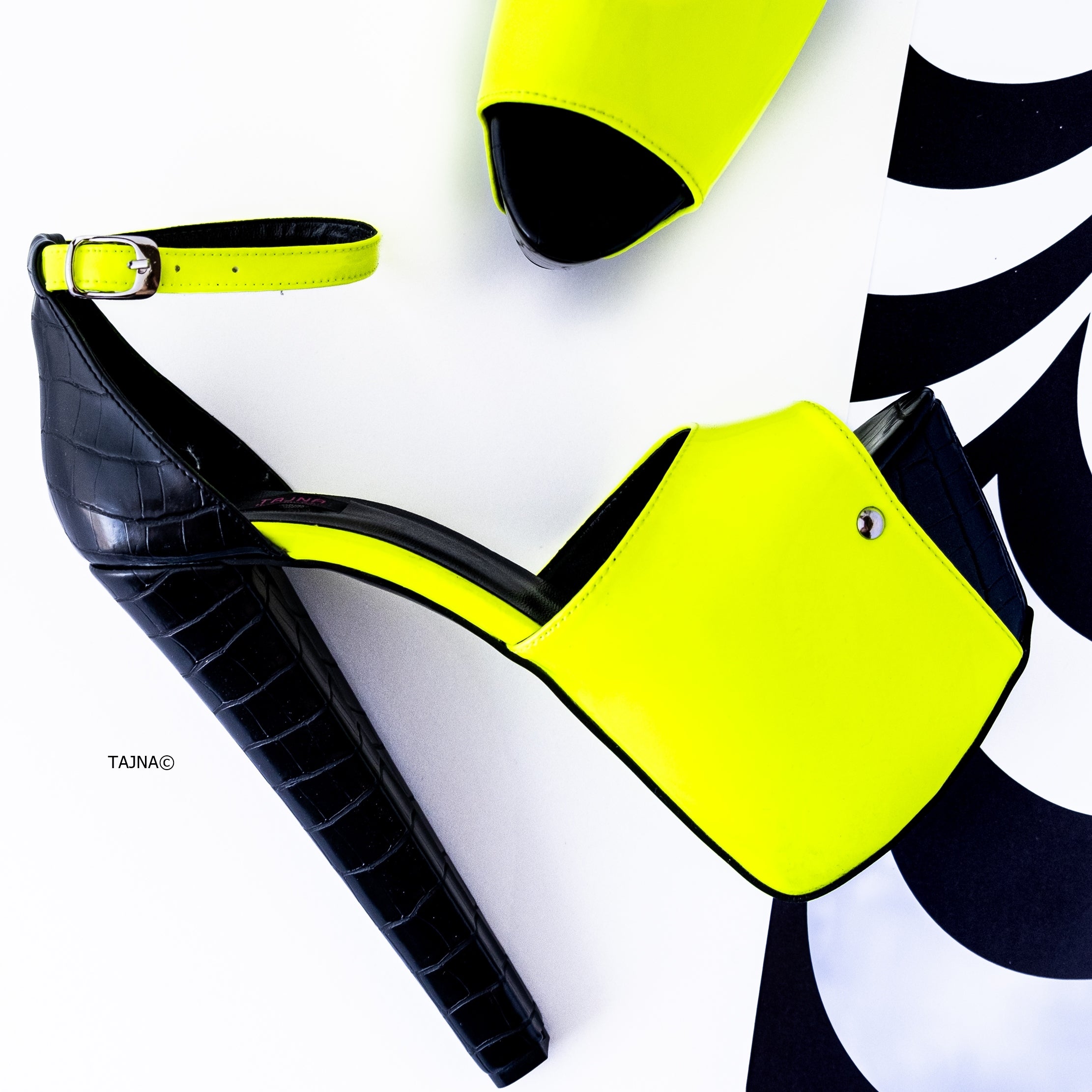 YELLO NEO BLACK HIGH HEEL SANDALS イエローM Black Croco Yellow Neon Side Lace High Heels – Tajna Club