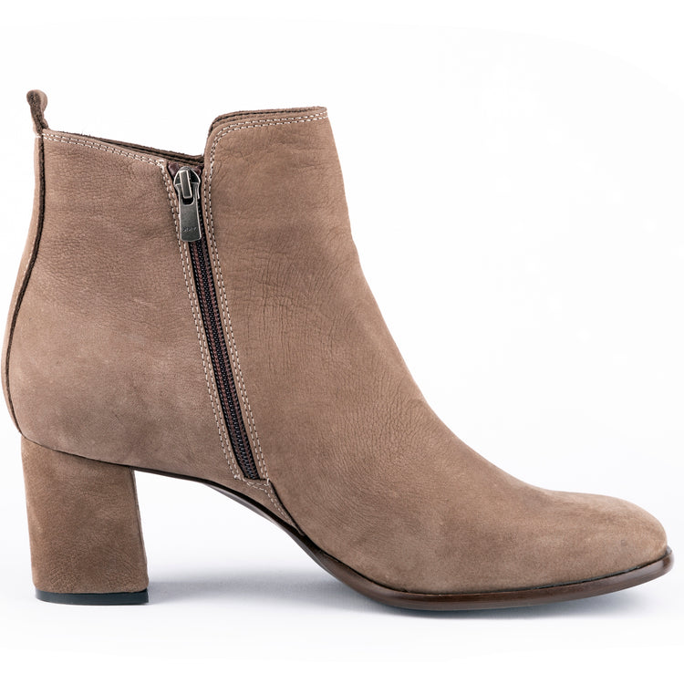 beige-suede-genuine-leather-kitten-chunky-heel-ankle-boots 