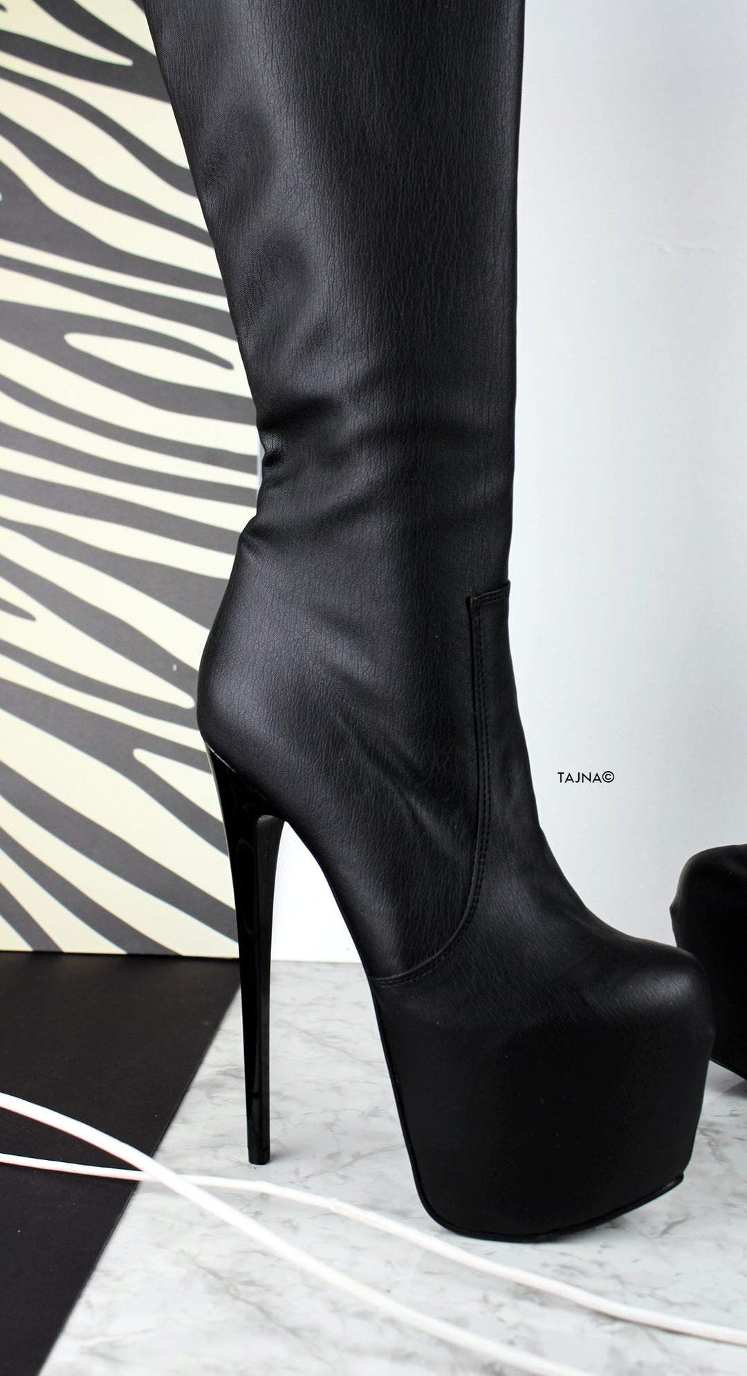 Mid-Calf High Heel Black Matte Boots - Tajna Club