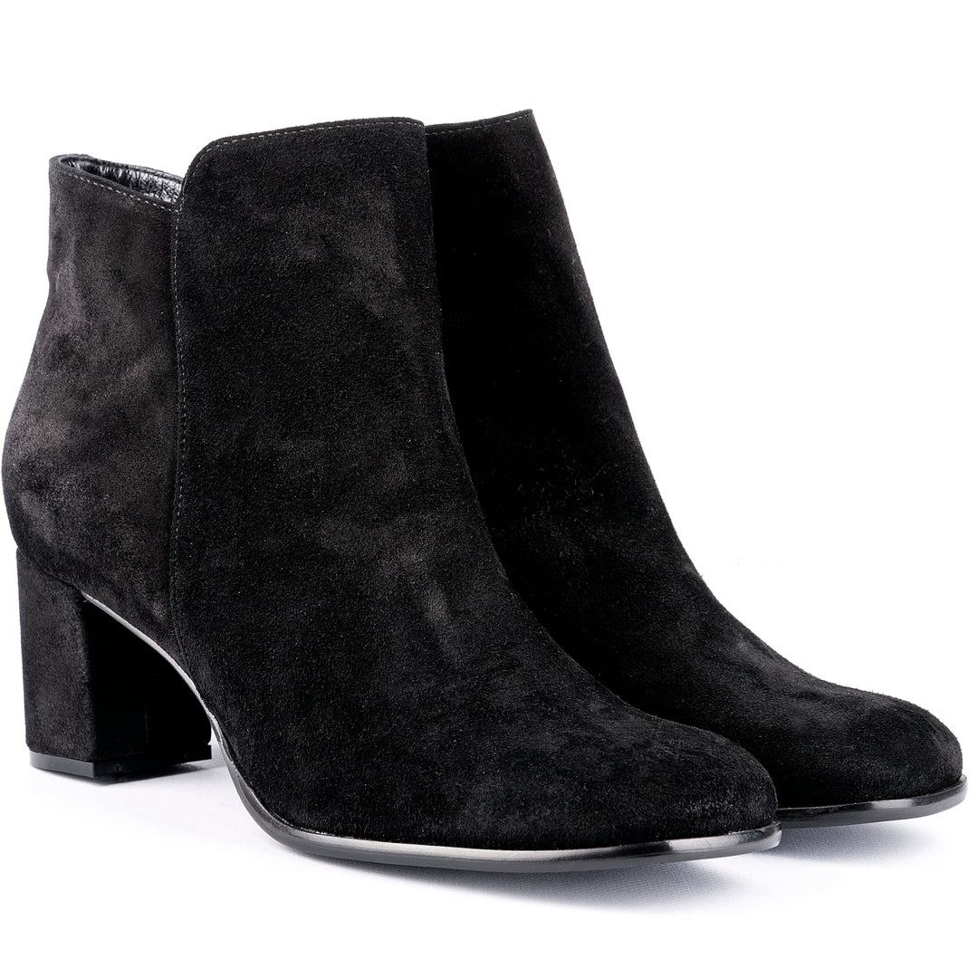 Norma - Ankle Cut Leather Booties