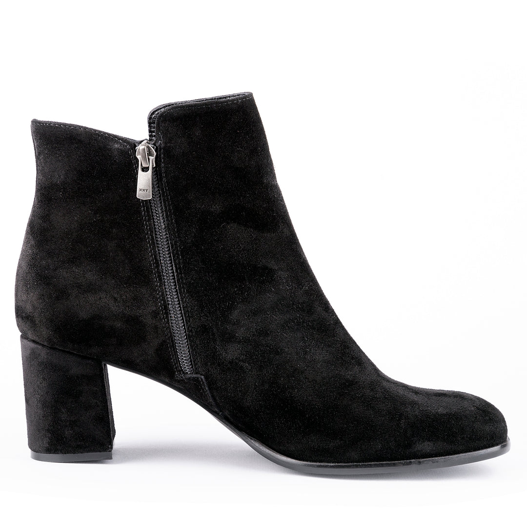 Norma - Ankle Cut Leather Booties