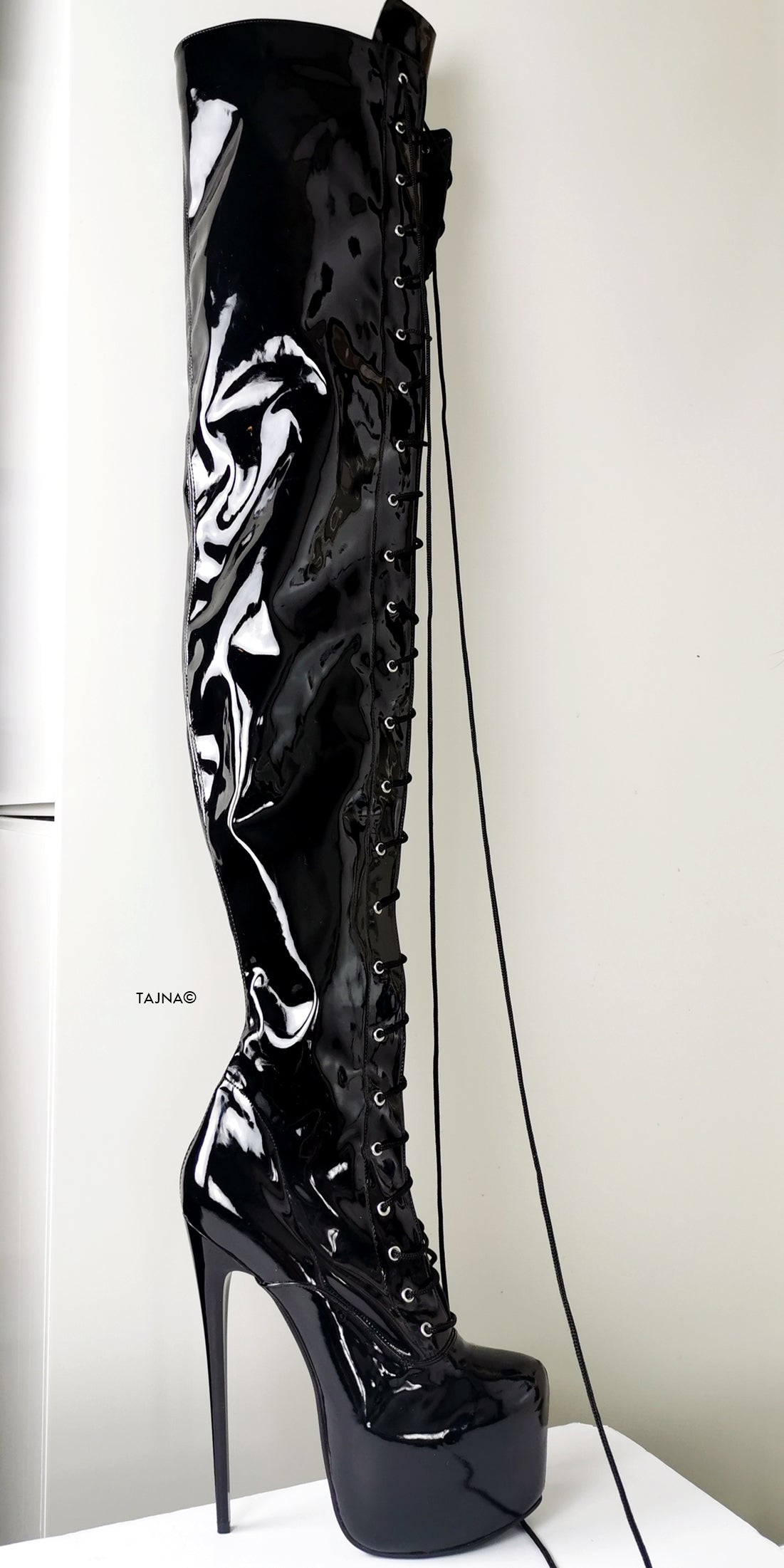 Express Metallic Lace Up Platform Thong Heeled Sandals | CoolSprings  Galleria