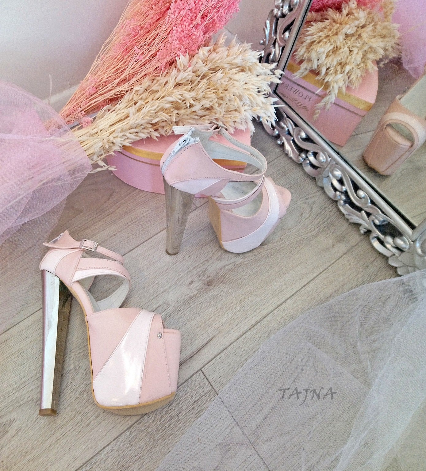 Powder pink high heels shop