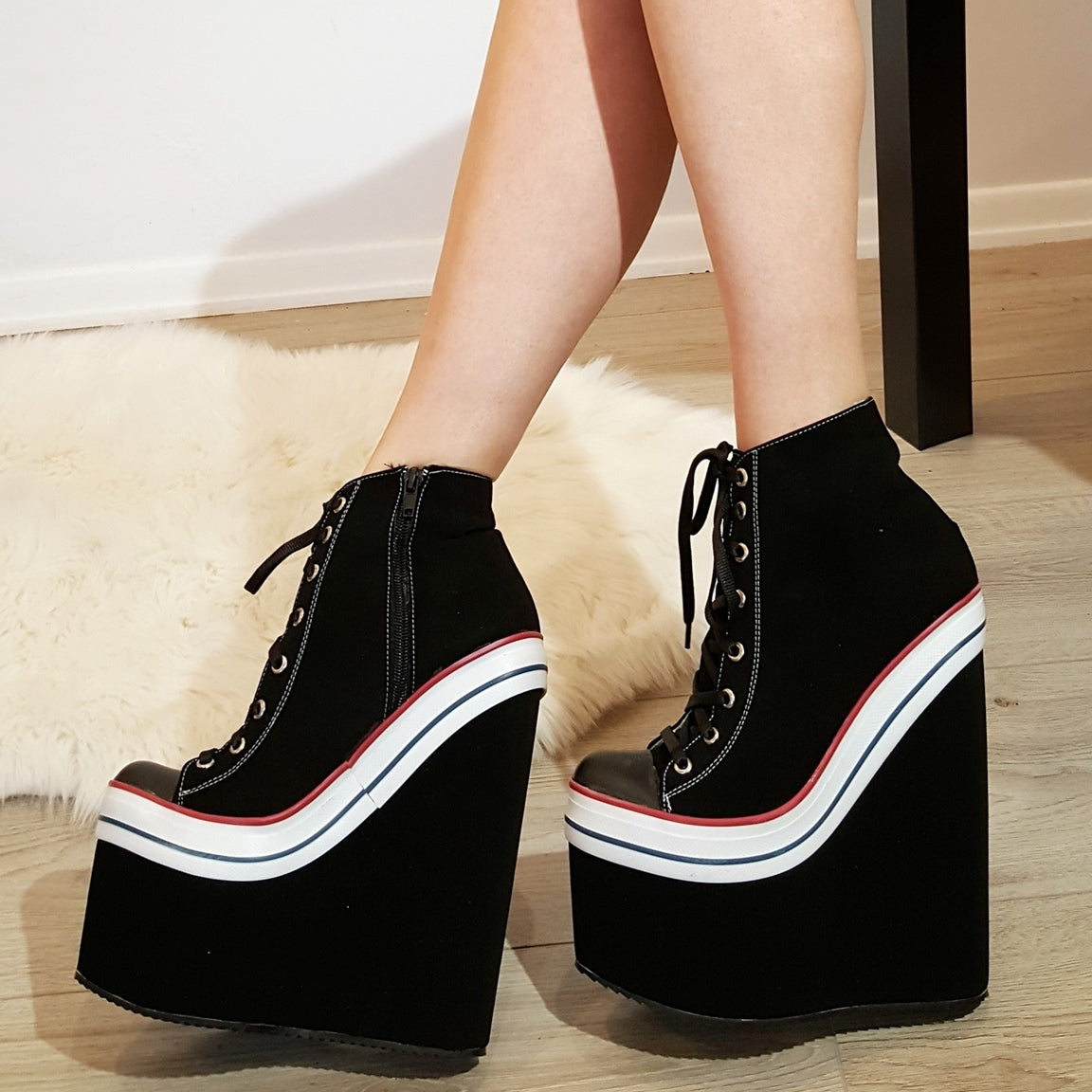 Boot wedges with laces online