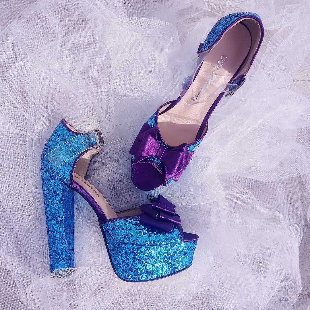 Diamond Heels - Put on your blue sparkly shoes 💎💙💎💙 8... | Facebook