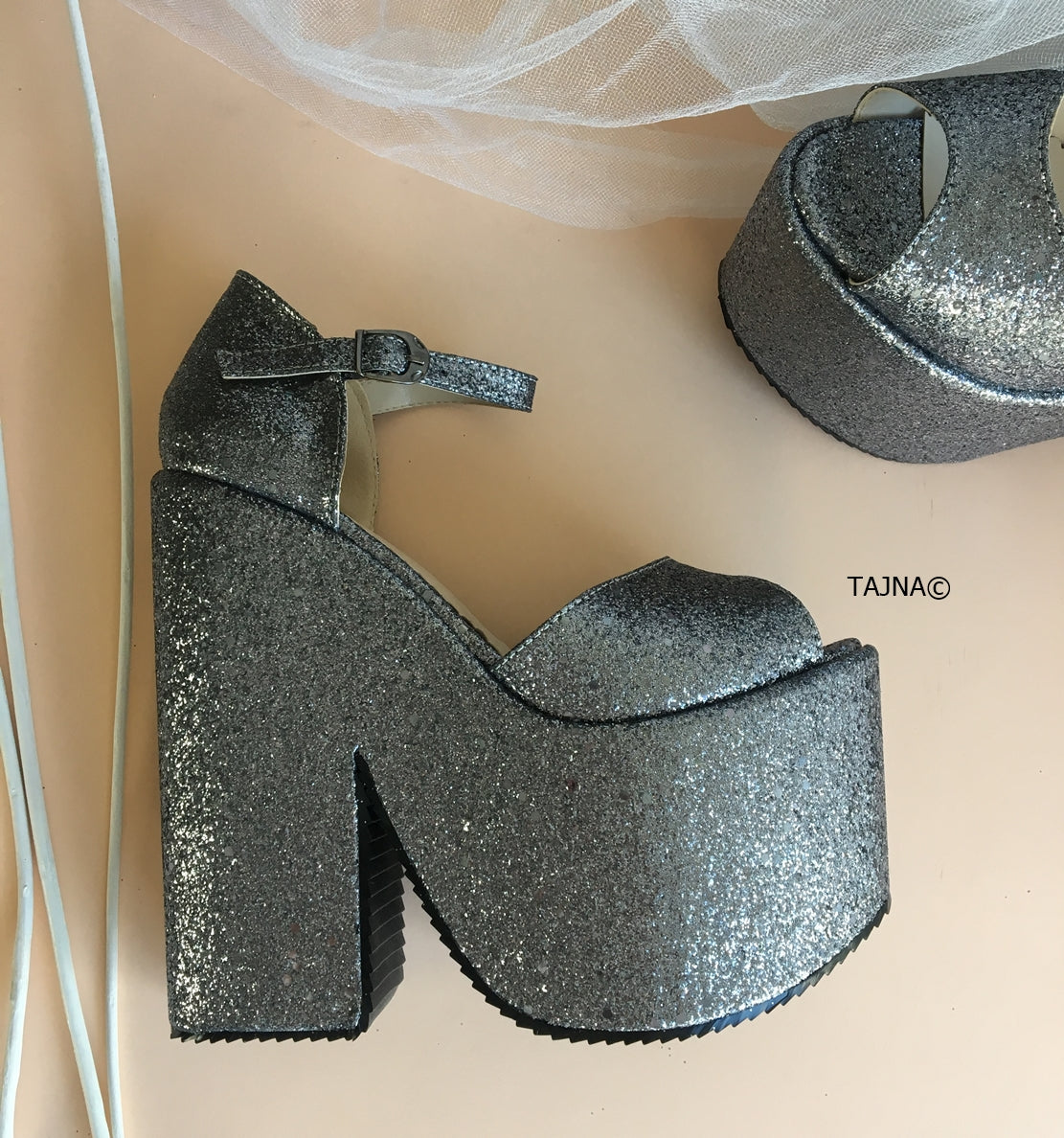 Dark silver sale wedges