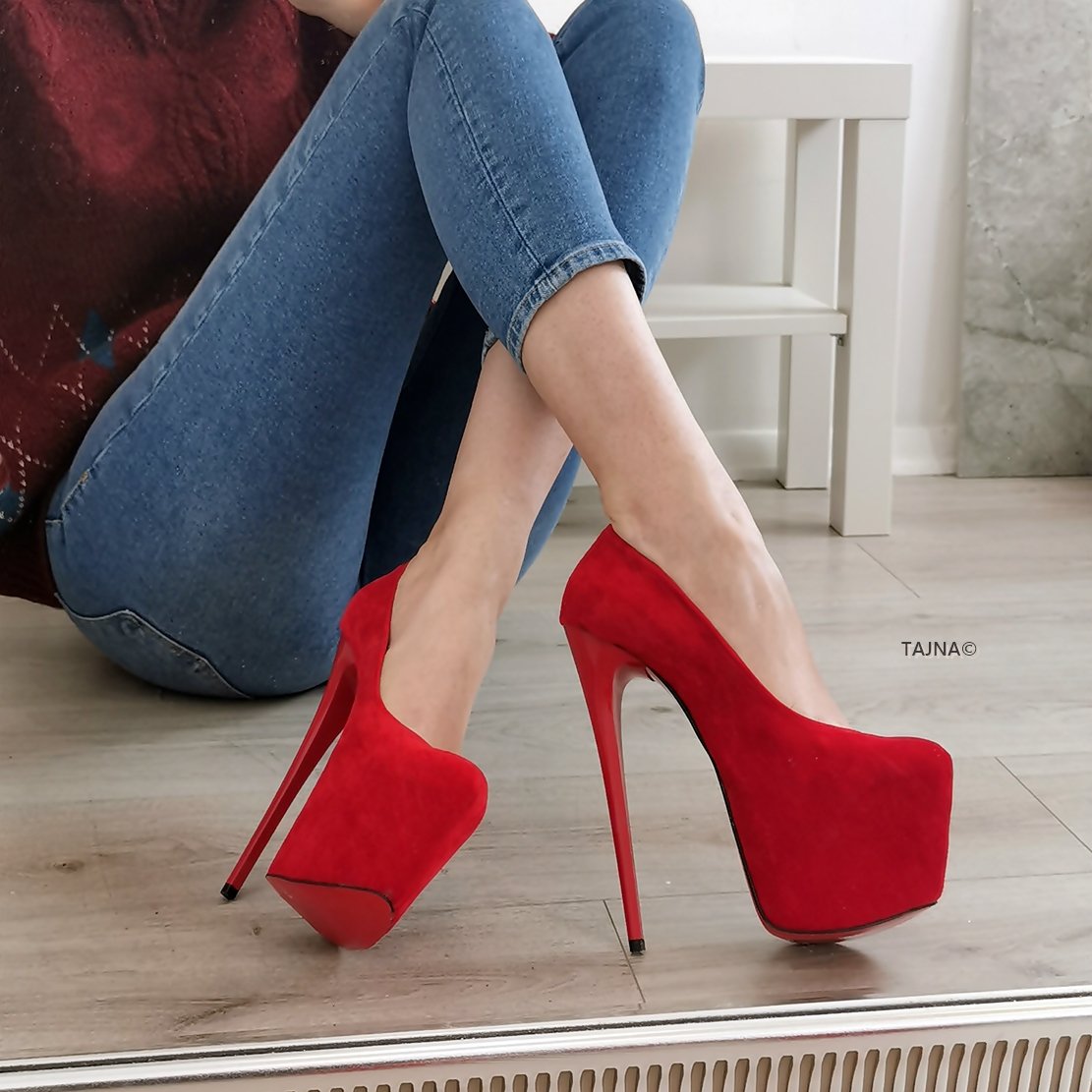 Women's handmade elegant high heels pumps shoes in red leather