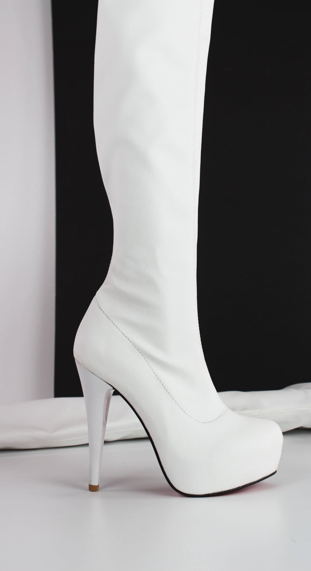 White Matte Thigh High Chunky Heel Boots - Tajna Club